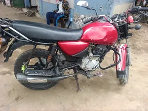 Bajaj Boxer 150 UG 2024 Red