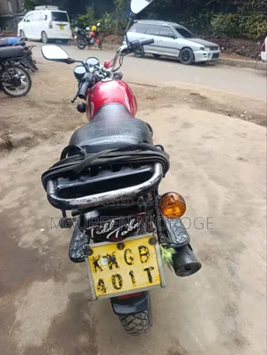Bajaj Boxer 150 UG 2024 Red