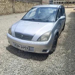 Toyota Opa 1.8 AWD 2003 Silver
