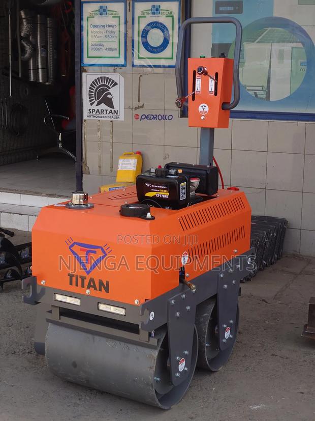 Titan Double Drum Roller 2.4tonnes - thumbnail 2