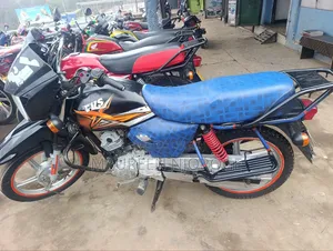 TVS HLX Plus ES 2024 Black