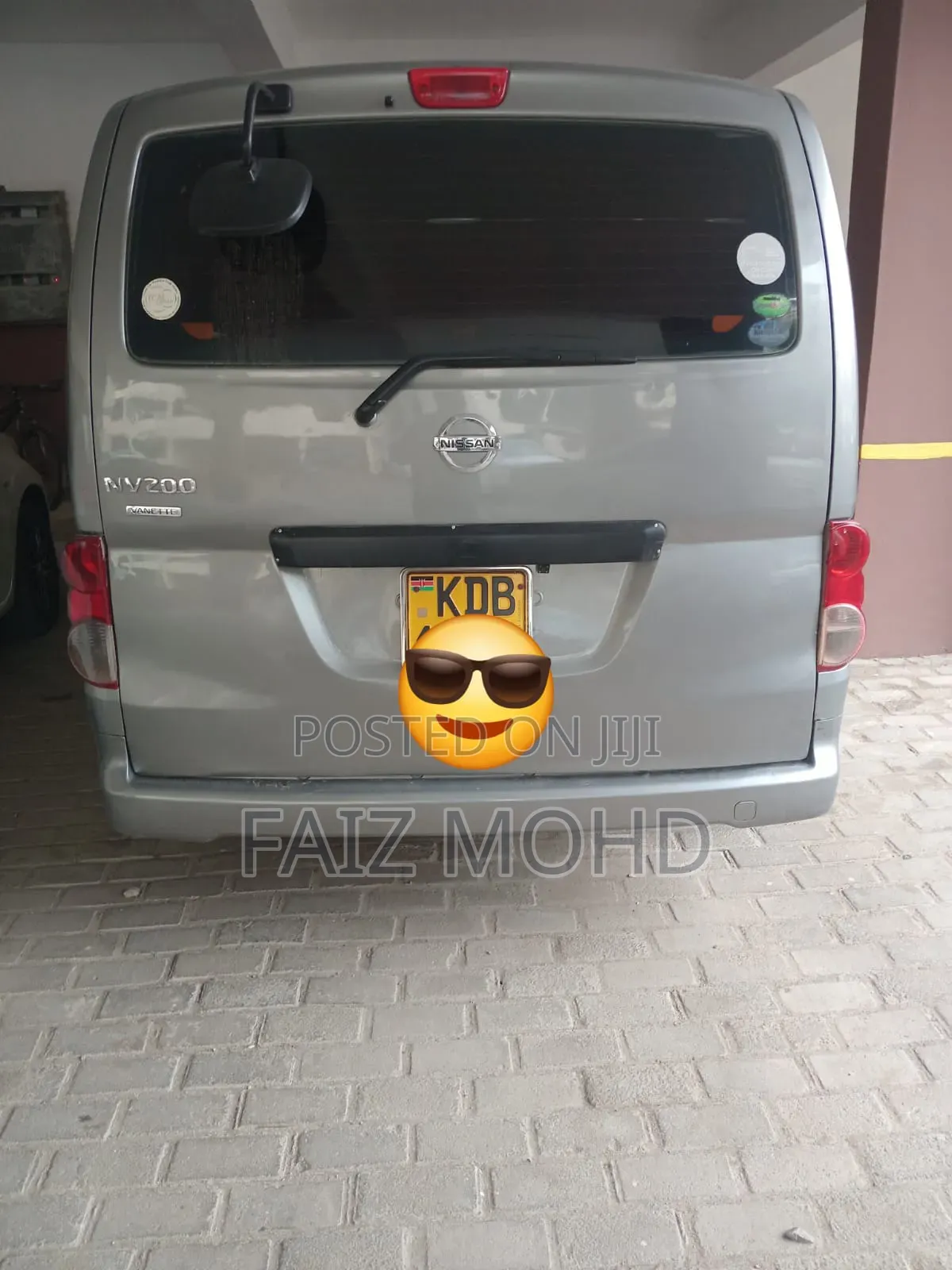 Nissan NP200 2013 Brown