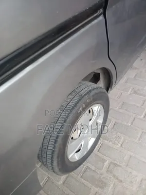 Nissan NP200 2013 Brown