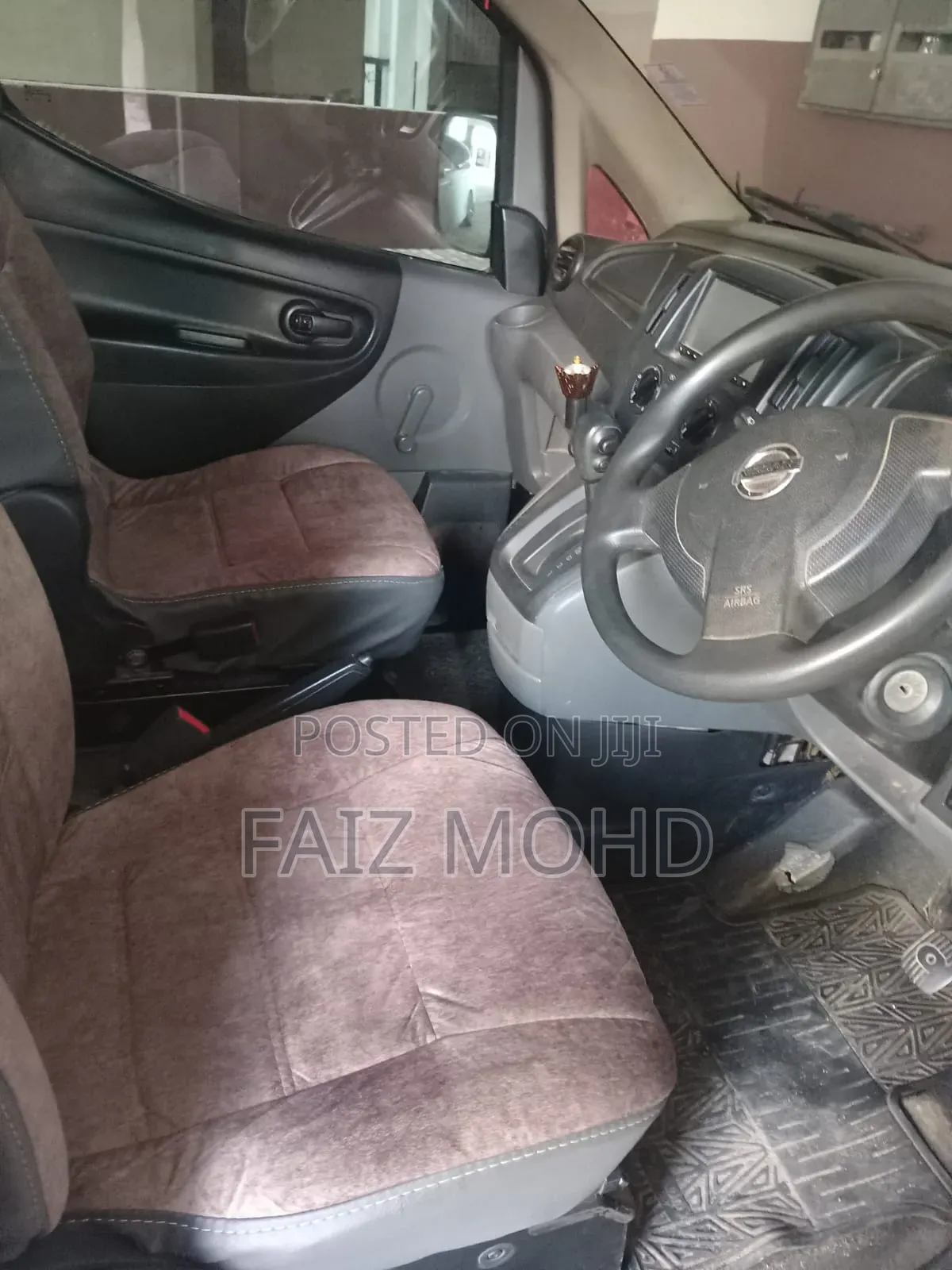 Nissan NP200 2013 Brown