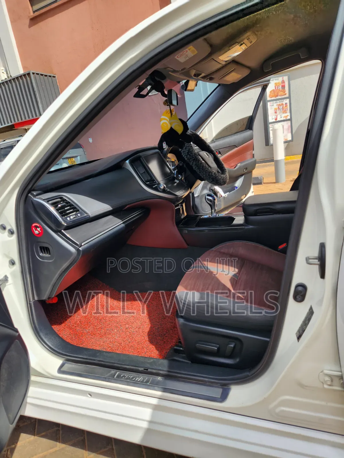 Toyota Crown 2013 White