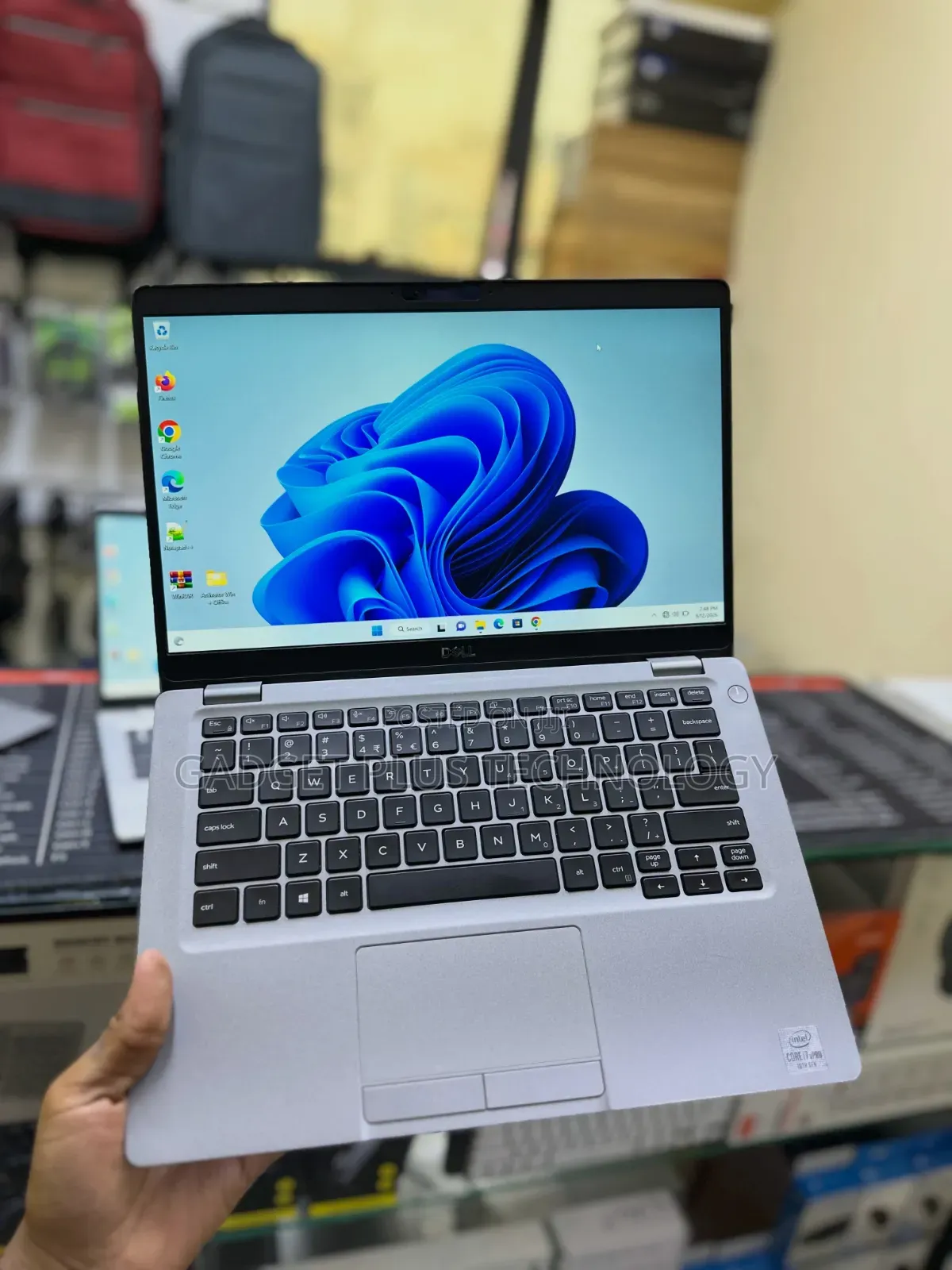 Laptop Dell Latitude 5310 8GB Intel Core i7 SSD 256GB
