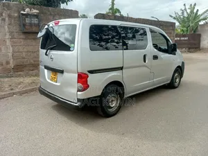 Nissan NV200 2014 Grey