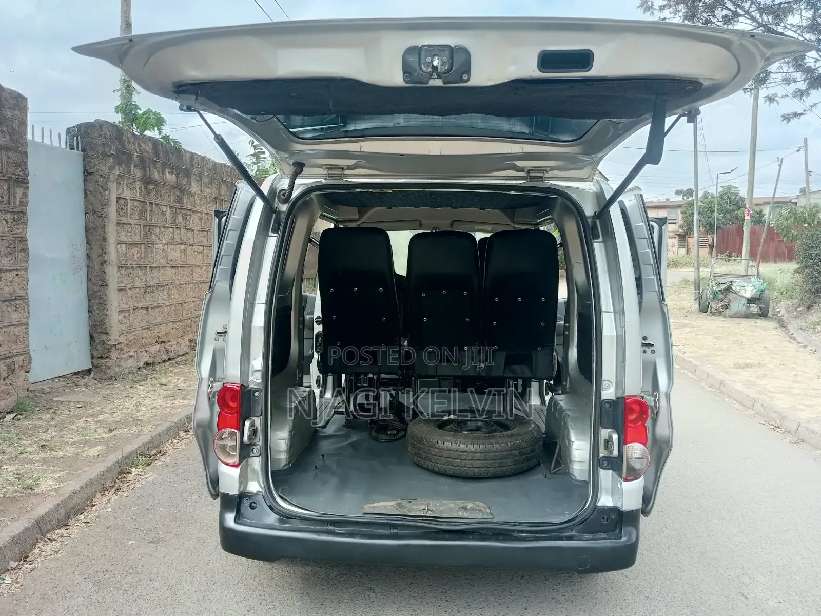 Nissan NV200 2014 Grey