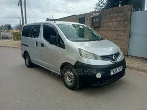 Nissan NV200 2014 Grey