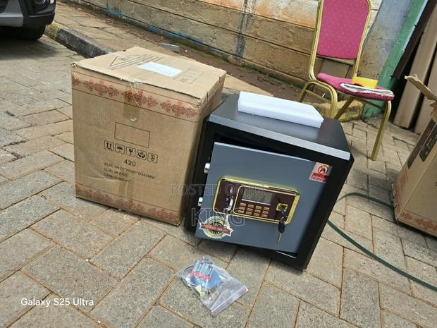 40kgs Modern Office Safe Box