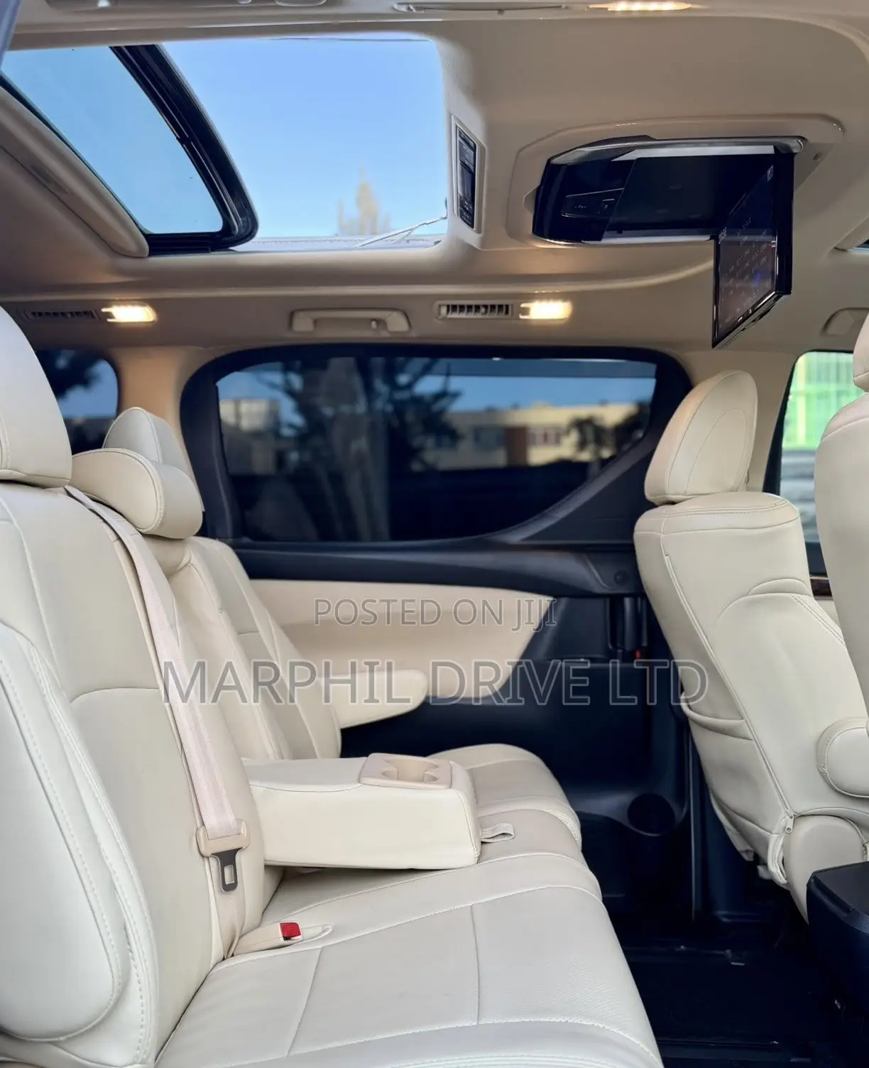Toyota Alphard 2019 White