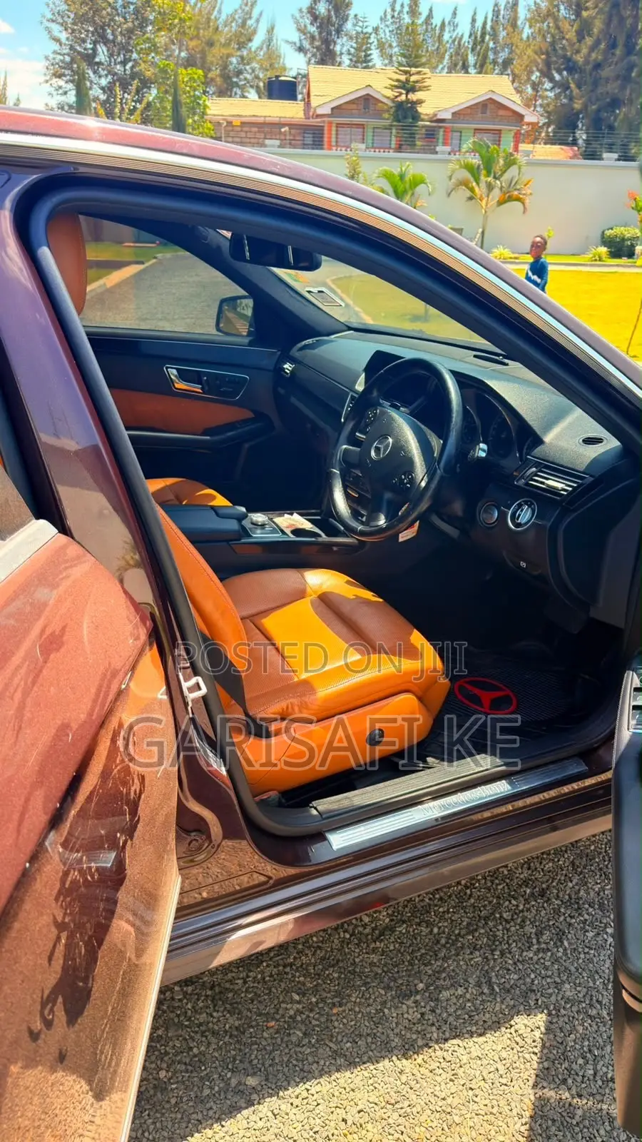 Mercedes-Benz E250 2011 Brown