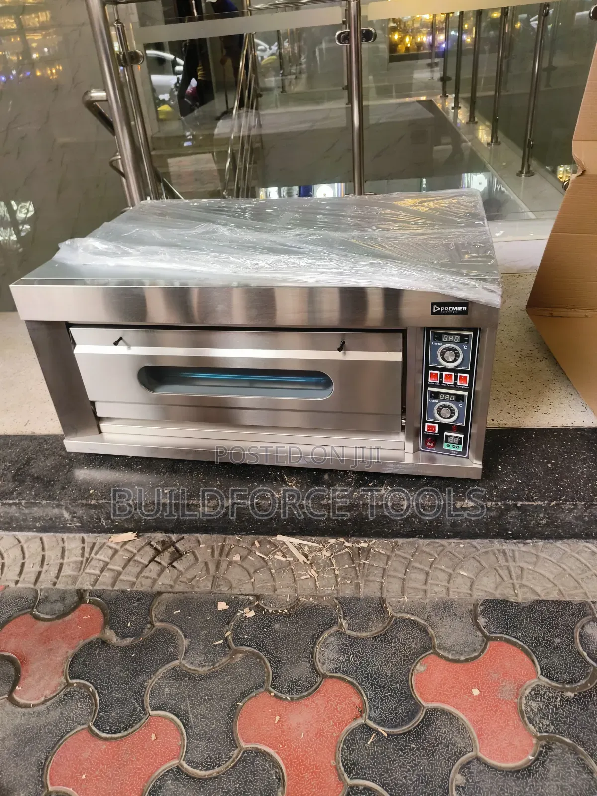 Electric Oven Single Deck Two Trays