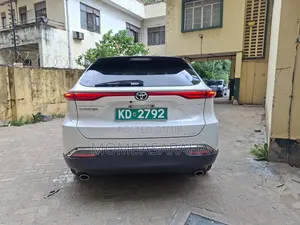 Toyota Harrier 2020 Off white