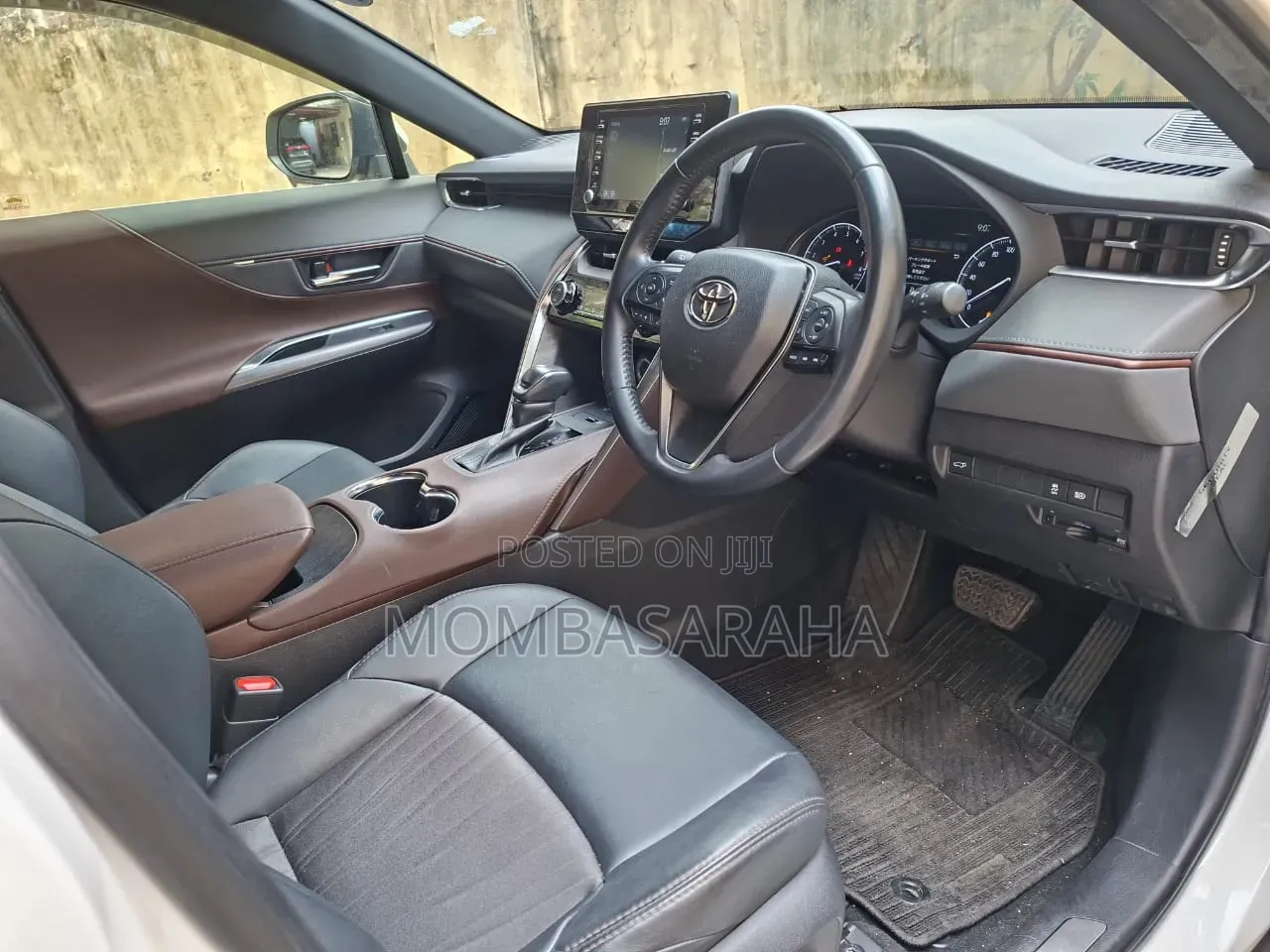 Toyota Harrier 2020 Off white