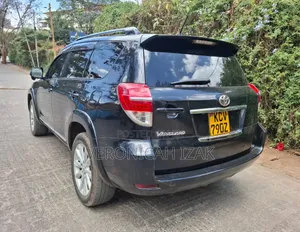 Toyota Vanguard 2012 Black