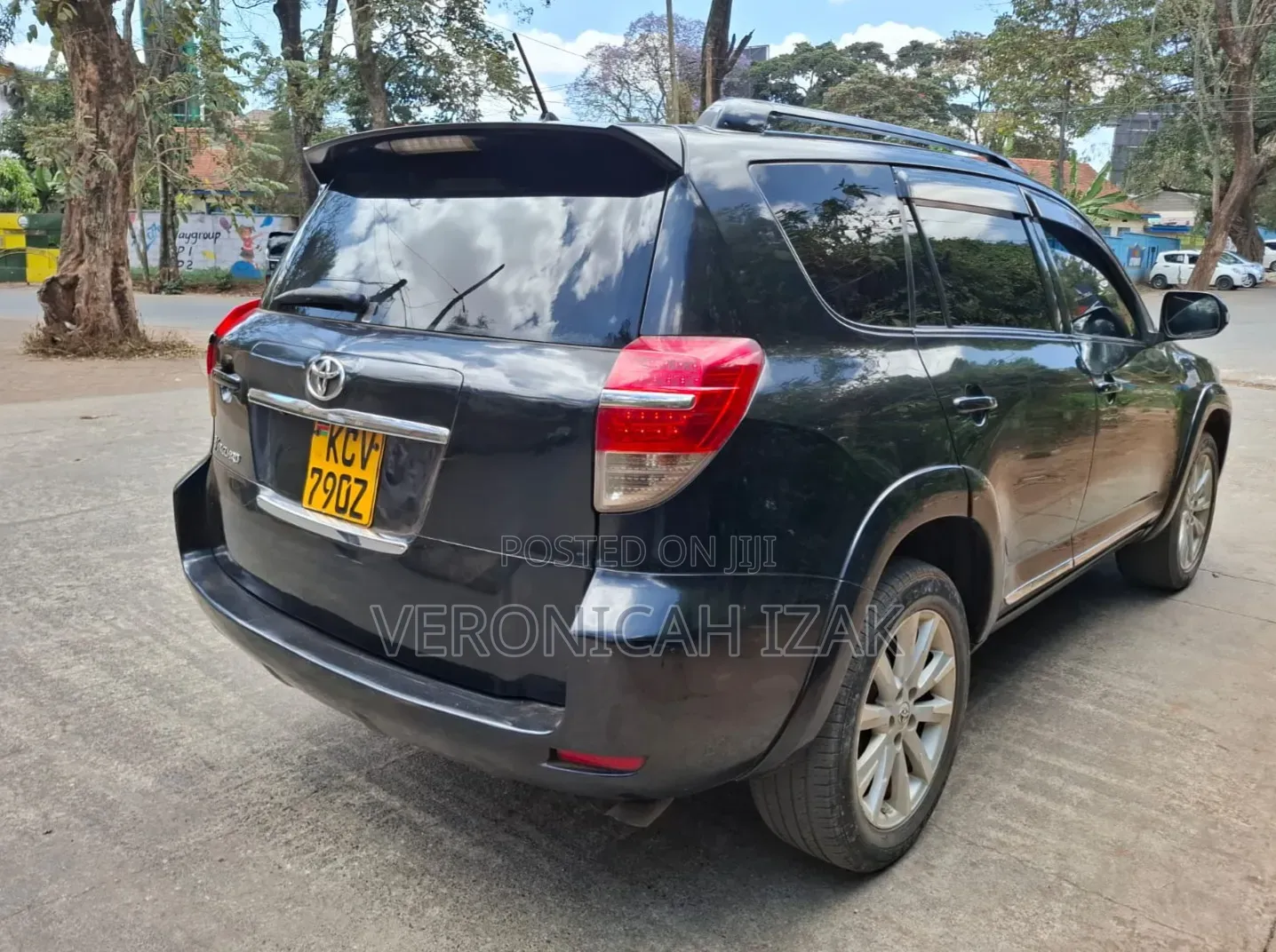 Toyota Vanguard 2012 Black