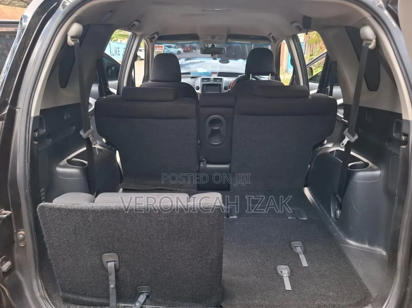 Toyota Vanguard 2012 Black