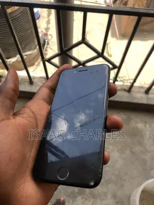 Apple iPhone 7 32 GB Black