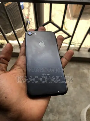 Apple iPhone 7 32 GB Black