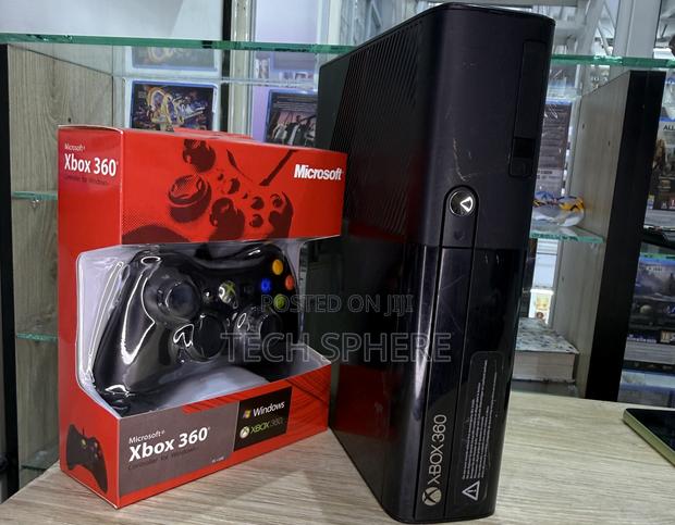 Ex-Uk Xbox 360 - thumbnail 2