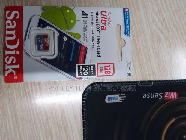 SanDisk 128GB Premium Storage – Fast & Portable - main view