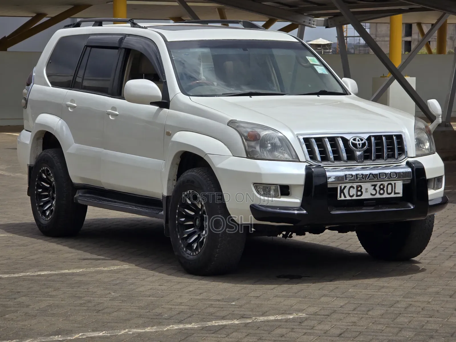 Toyota Land Cruiser Prado 2007 White