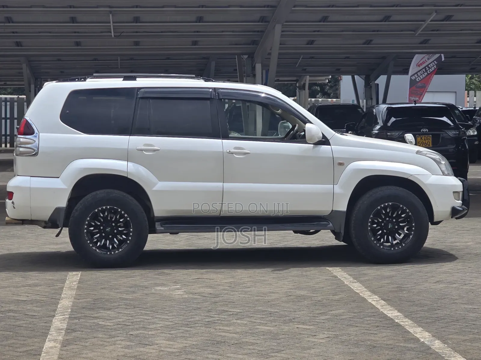 Toyota Land Cruiser Prado 2007 White