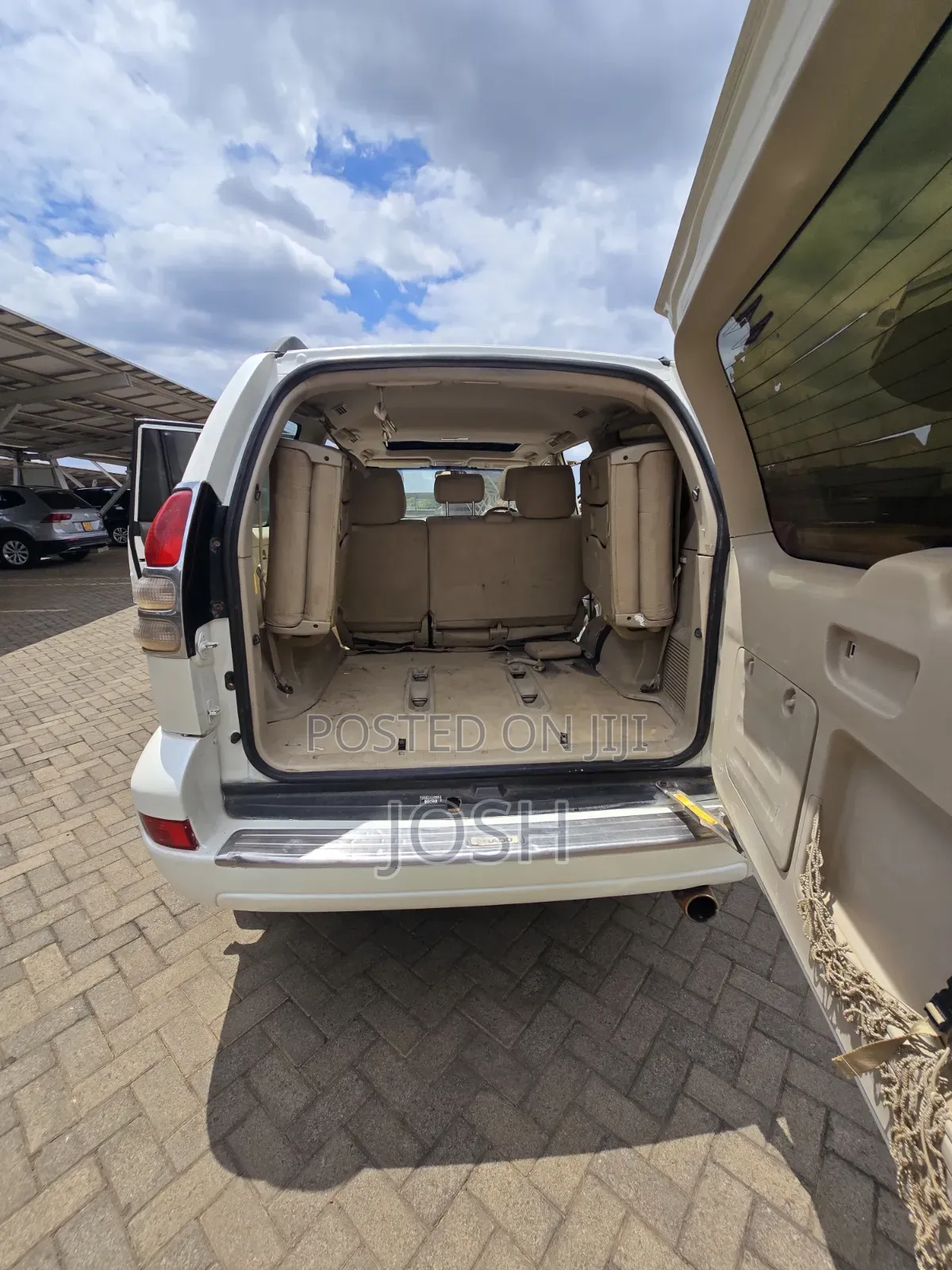 Toyota Land Cruiser Prado 2007 White