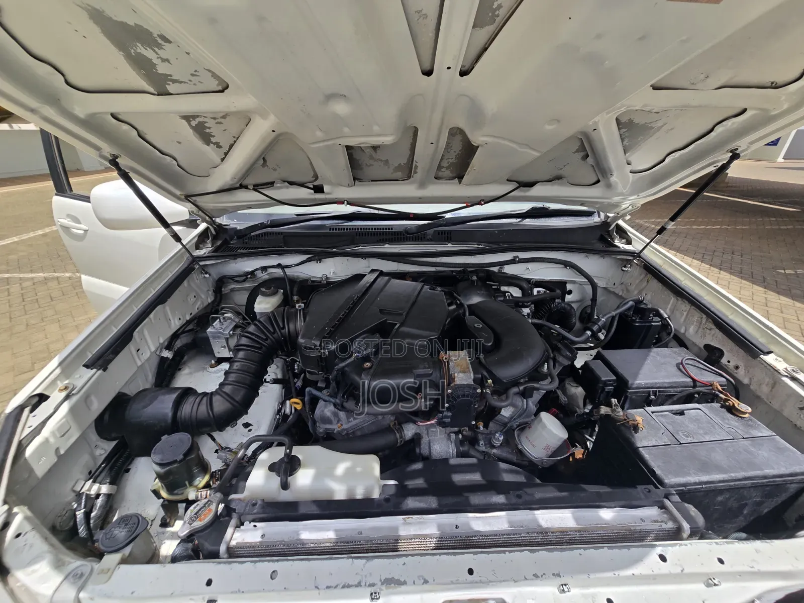 Toyota Land Cruiser Prado 2007 White