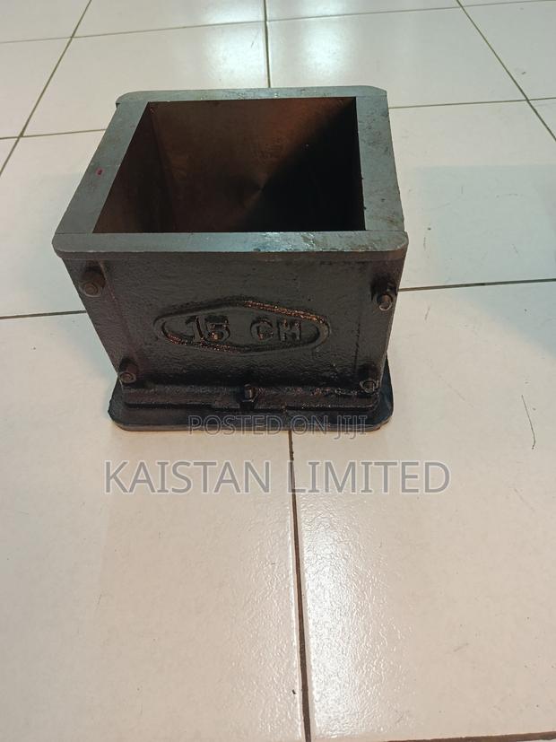 Concrete Cube Mould 150x150x150mm Cast Iron Testing - main view