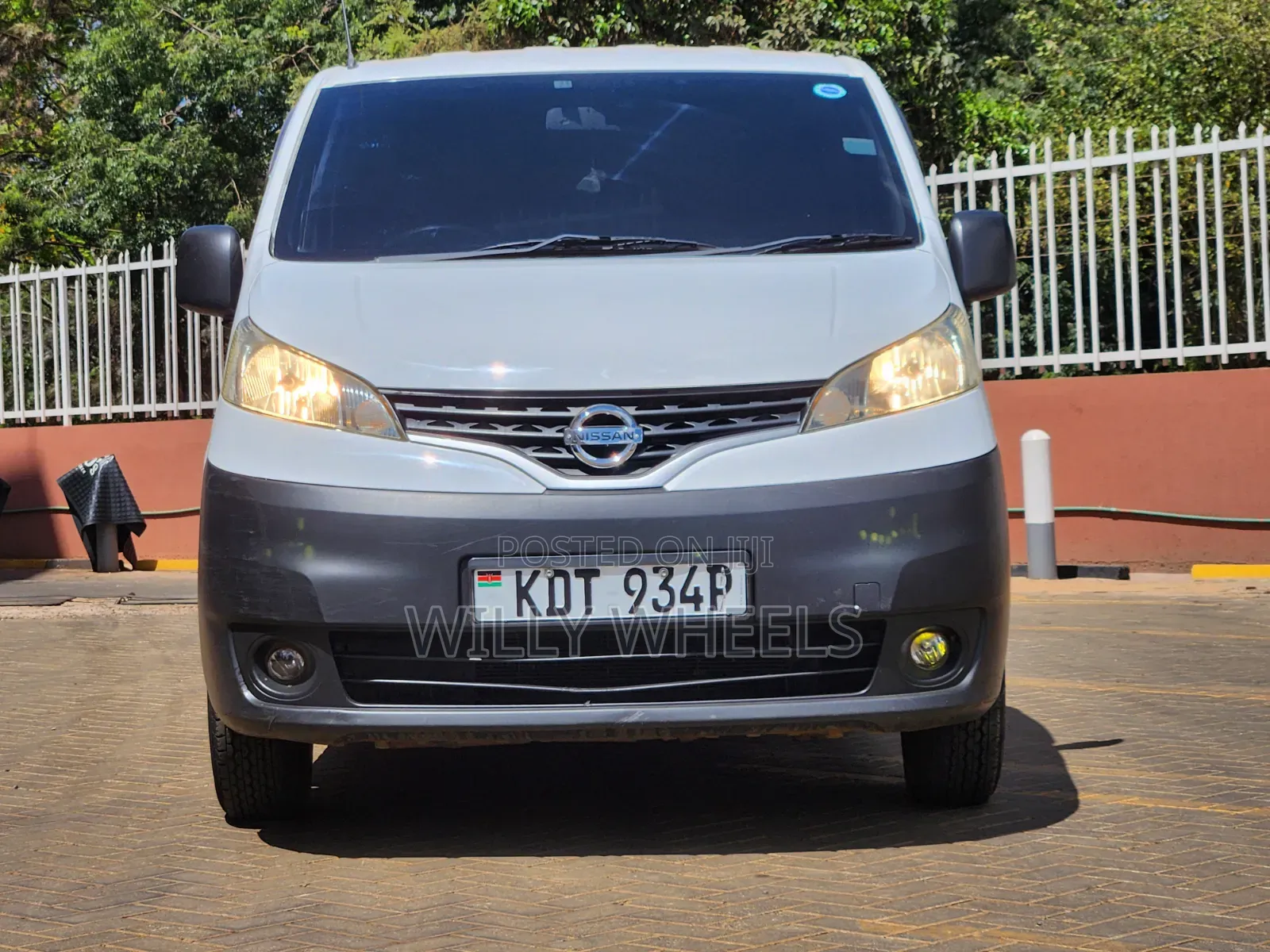 Nissan NV200 2018 White