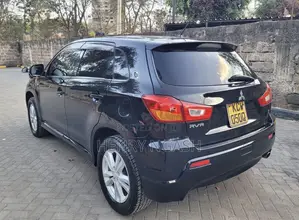 Mitsubishi RVR 2.0 2012 Black