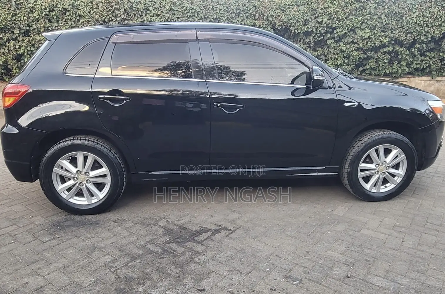 Mitsubishi RVR 2.0 2012 Black
