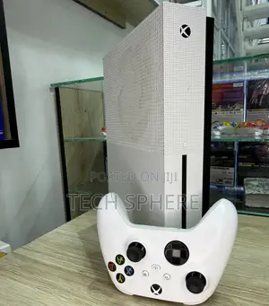 Ex-Uk Xbox One S