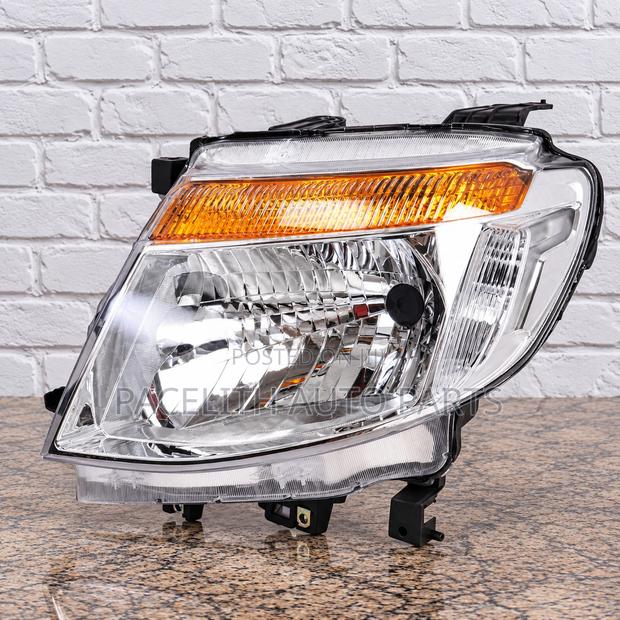 Head Lamp / Light Ford Ranger 2012/2013/2014 Clear - main view