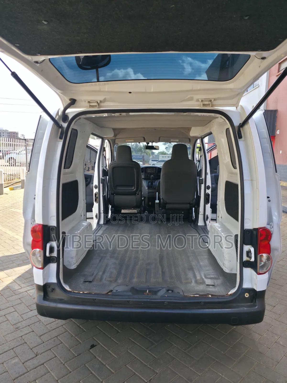 Nissan NV200 2018