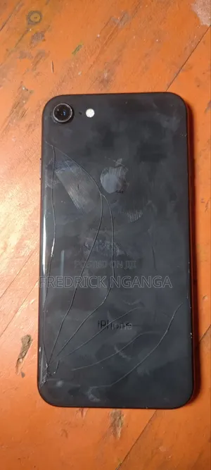 Apple iPhone 8 128 GB Black