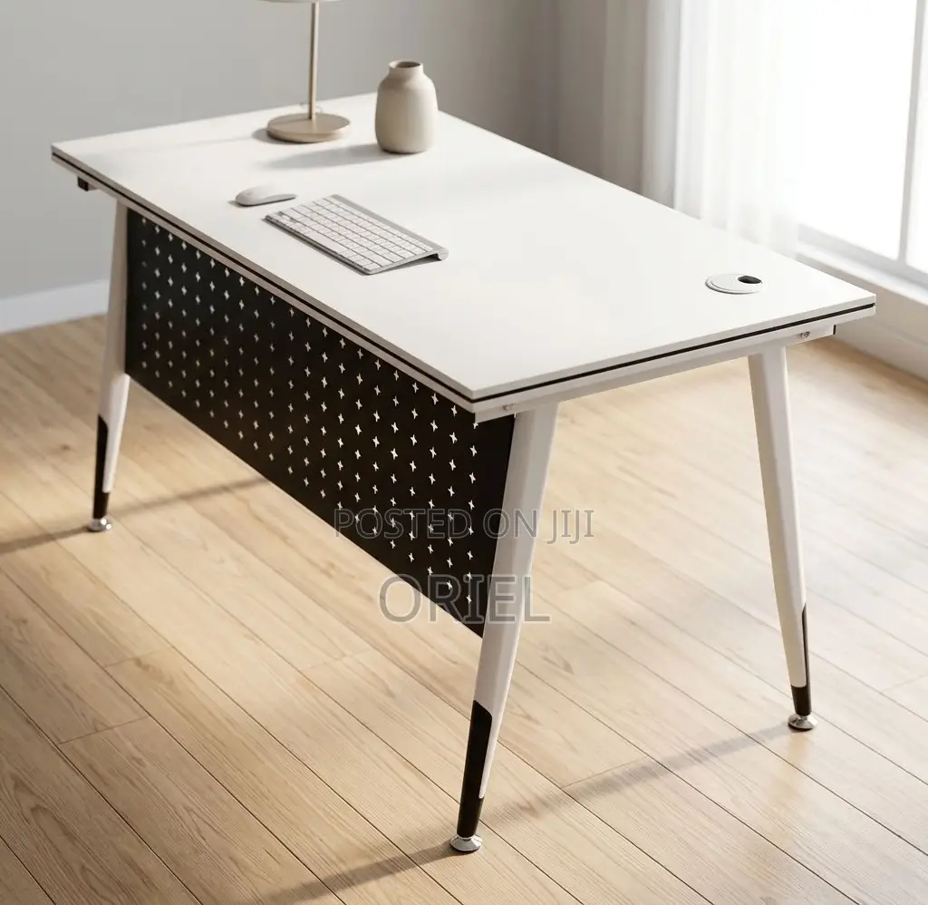 Office Table : Foldable White Training Desk