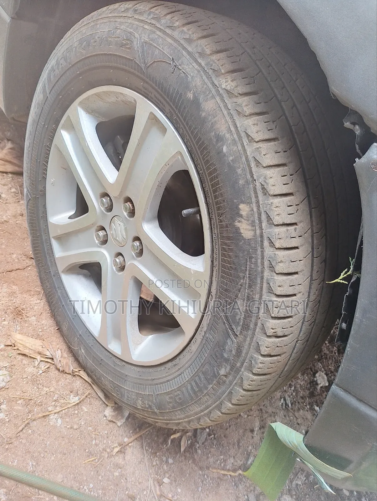 Suzuki Escudo
