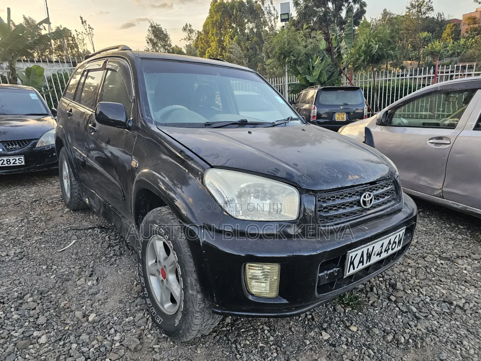 Toyota RAV4 Automatic 2000 Black
