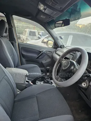 Toyota RAV4 Automatic 2000 Black