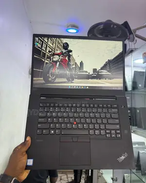 Laptop Lenovo ThinkPad P1 Gen 3 32GB Intel Core i7 SSD 512GB