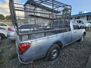 Mitsubishi L200 Single Cab 2.5 TD 2011 Silver