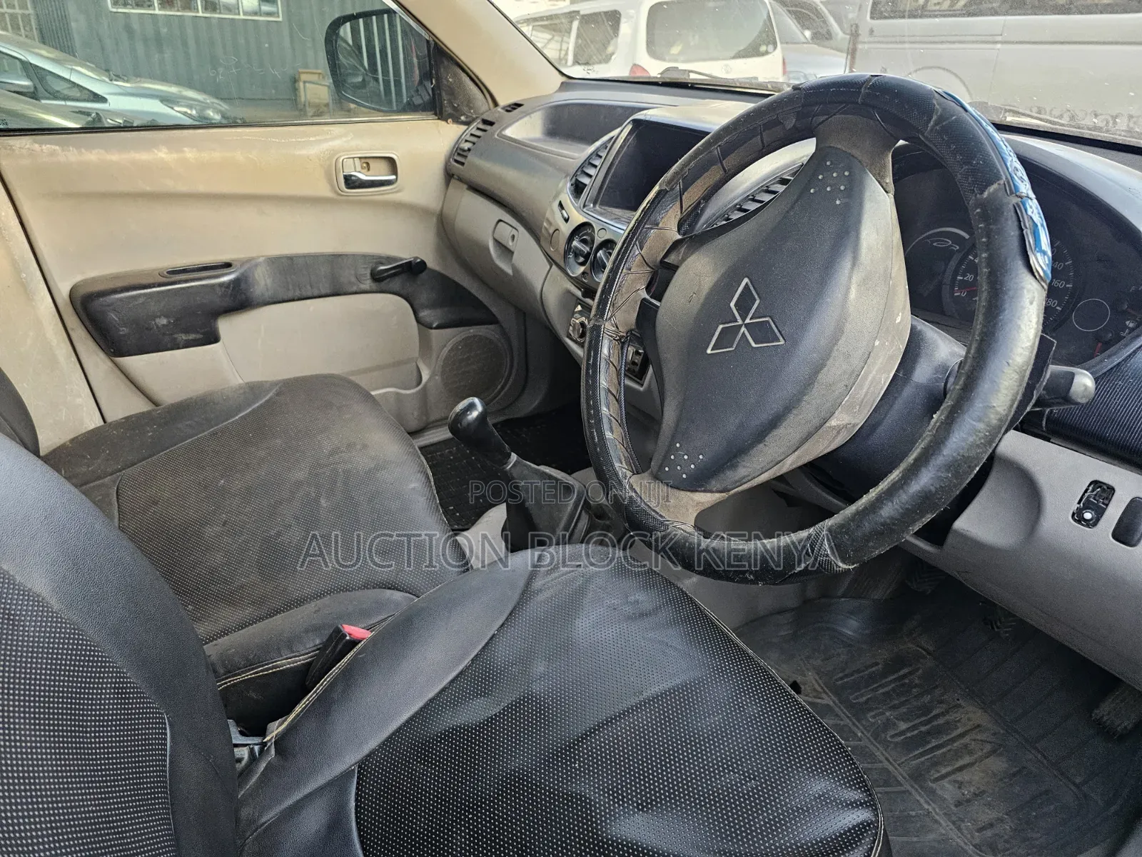 Mitsubishi L200 Single Cab 2.5 TD 2011 Silver