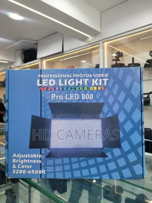 PRO LED 800 Professional Light Kit