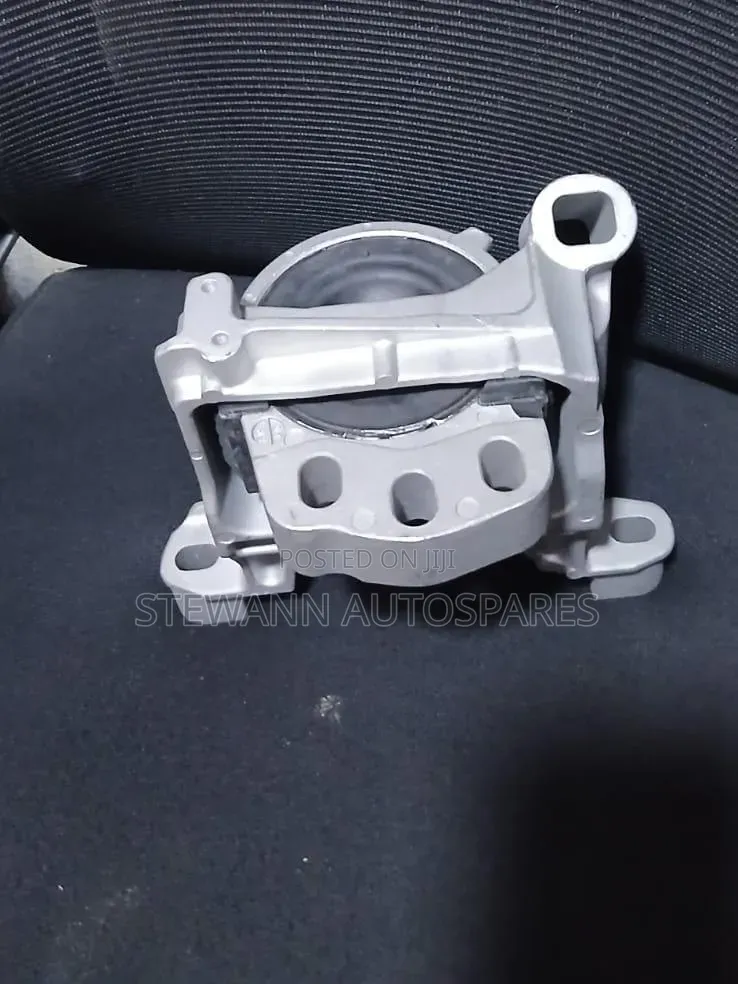 Engine Mounting CX-5