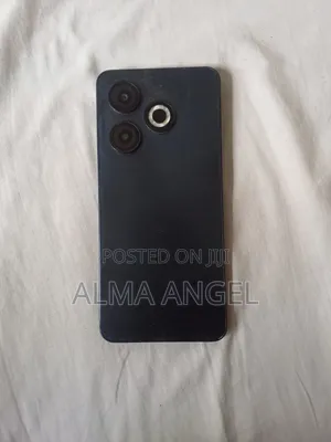 Infinix Smart 8 64 GB Black