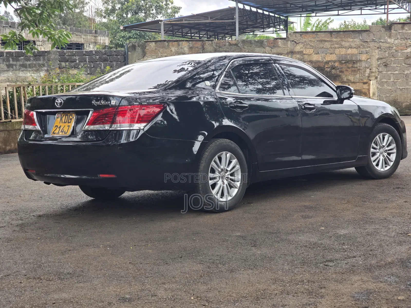 Toyota Crown 2015 Black