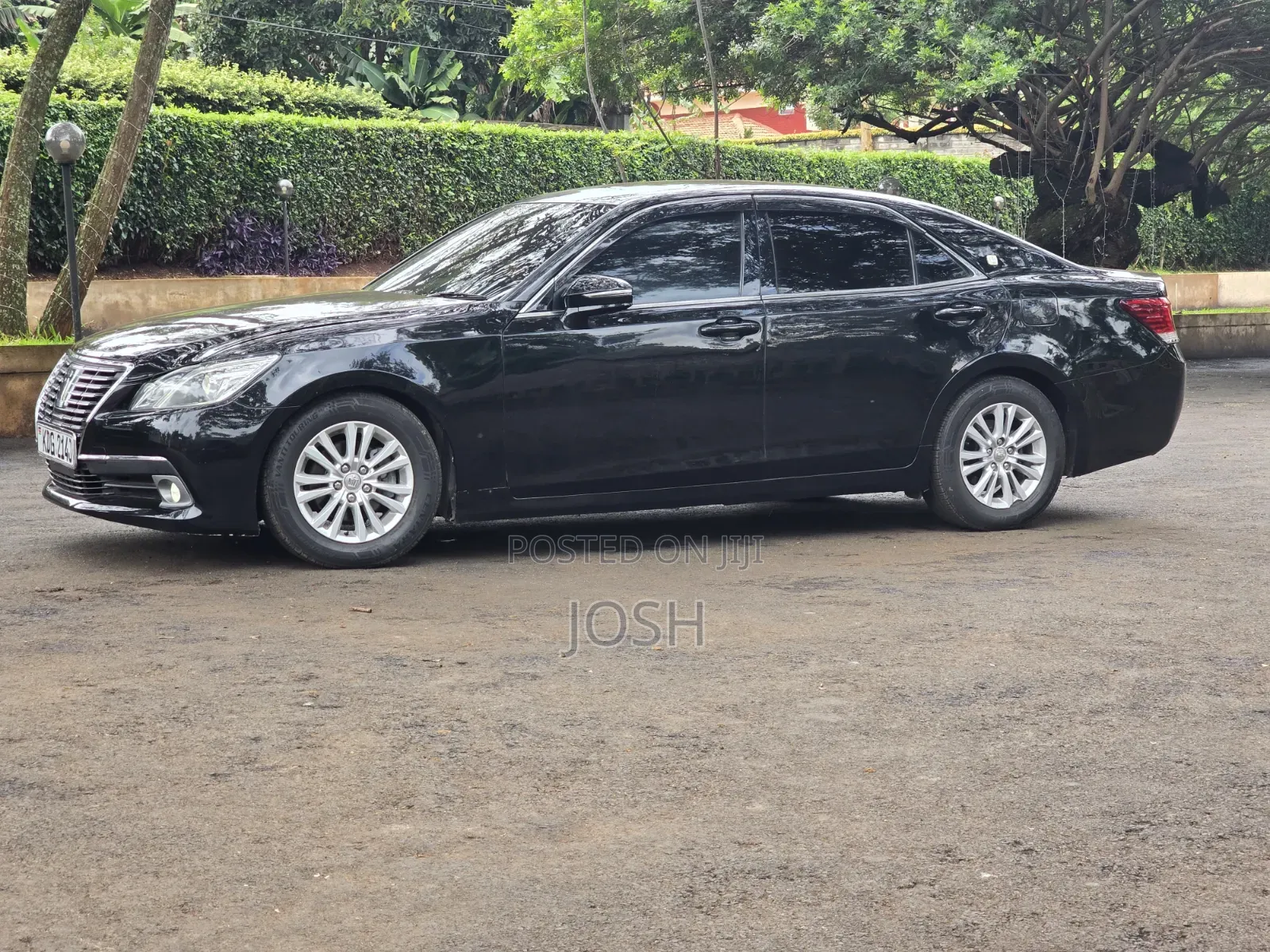 Toyota Crown 2015 Black